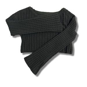 URBAN OUTFITTERS cropped sweater